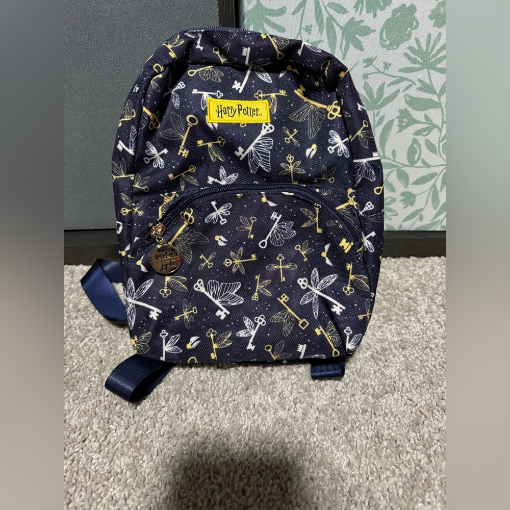 Ju-Ju-Be Harry Potter Navy Mini Backpack with flying keys